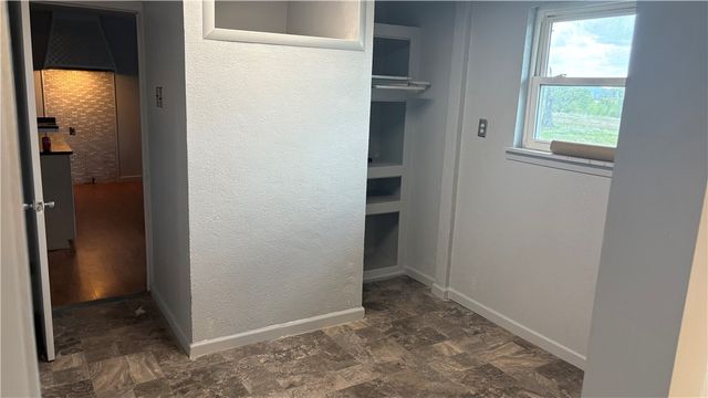 2 Old Wire Road, Atkins, AR 72823