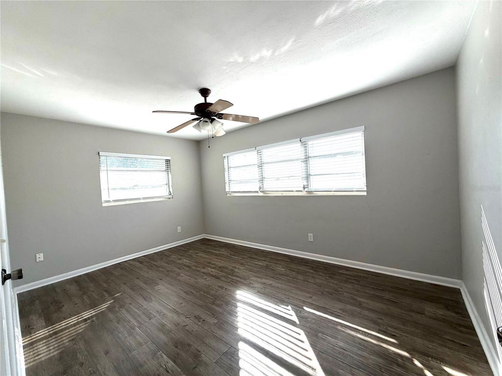 Image 21 of property listing at 1231 VANTAGE DRIVE, Orlando, FL 32806