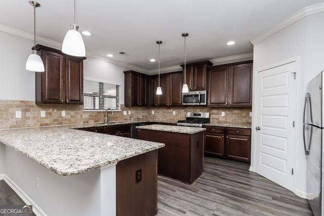 1263 Heartwood Avenue, Mcdonough, GA 30253