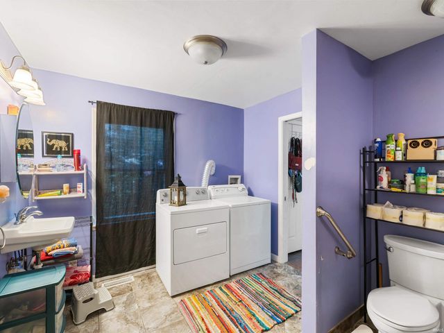 1212 S Rotherwood Avenue, Evansville, IN 47714