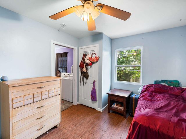 1212 S Rotherwood Avenue, Evansville, IN 47714