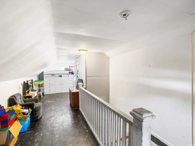 1212 S Rotherwood Avenue, Evansville, IN 47714