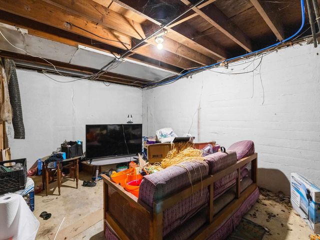 1212 S Rotherwood Avenue, Evansville, IN 47714