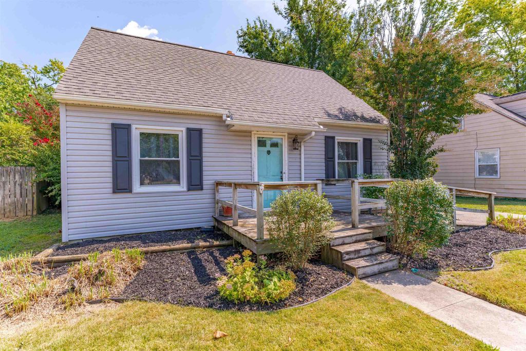 1212 S Rotherwood Avenue, Evansville, IN 47714