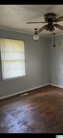 22 DOGWOOD LANE NW, Center Point, AL 35215