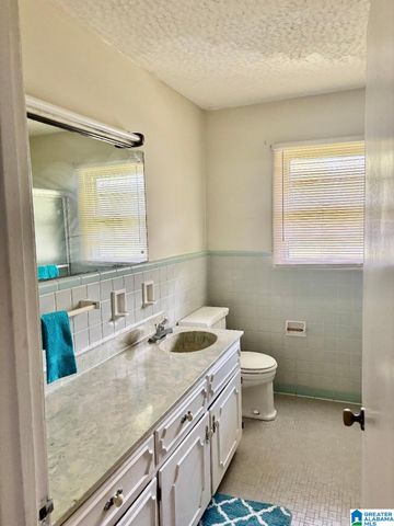 22 DOGWOOD LANE NW, Center Point, AL 35215