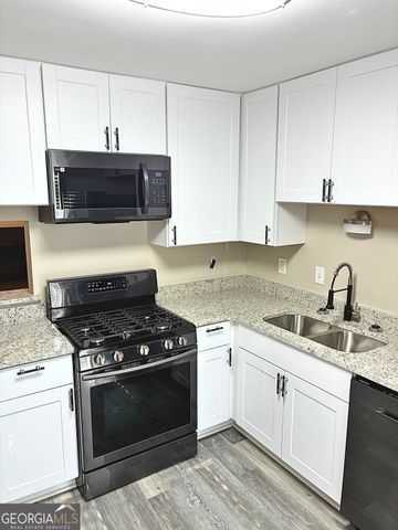 8564 Jamestown Way, Jonesboro, GA 30238