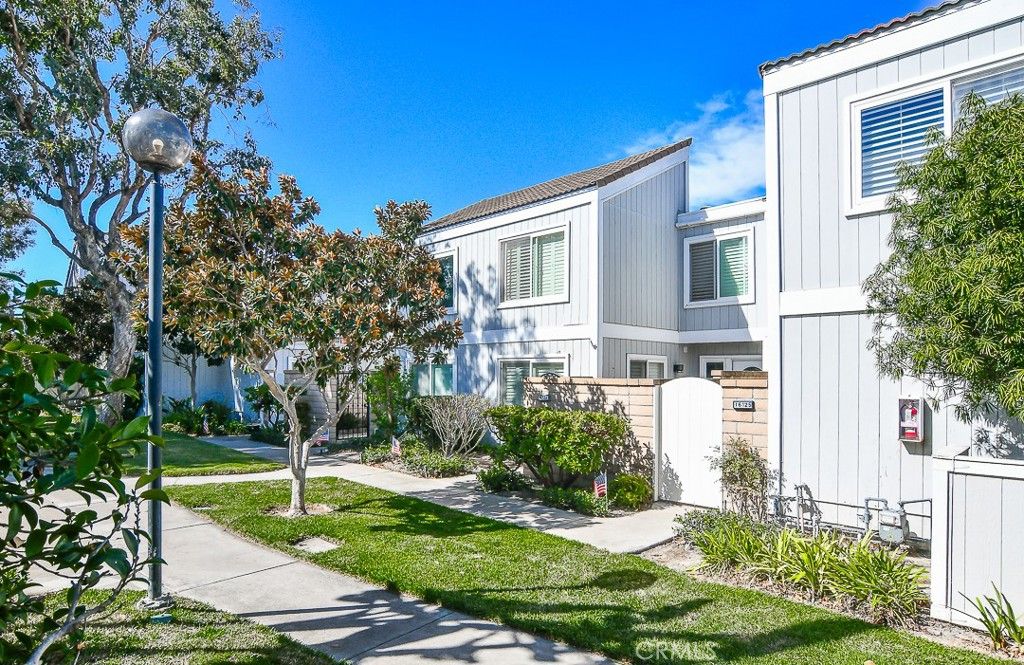 16125 Saint Croix Circle, Huntington Beach, CA 92649 — photo 4