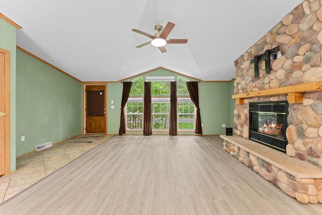 148 Cliffside Drive, Wisconsin Dells, WI 53965