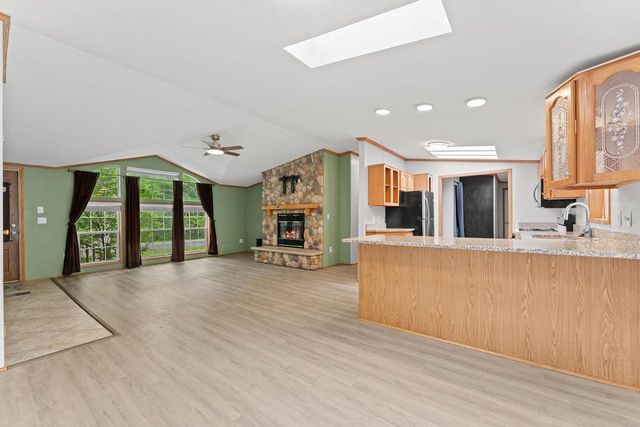148 Cliffside Drive, Wisconsin Dells, WI 53965