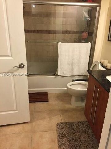7355 SW 89th Street 722N, Miami, FL 33156