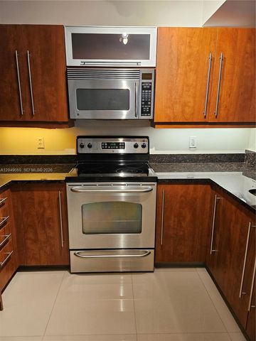 7355 SW 89th Street 722N, Miami, FL 33156