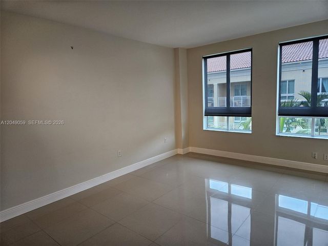 7355 SW 89th Street 722N, Miami, FL 33156