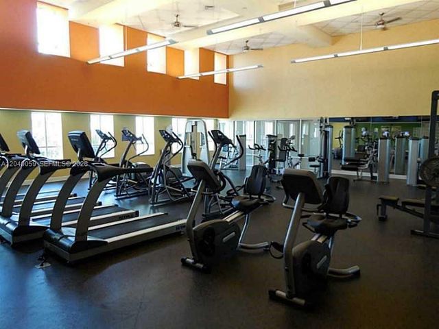 7355 SW 89th Street 722N, Miami, FL 33156