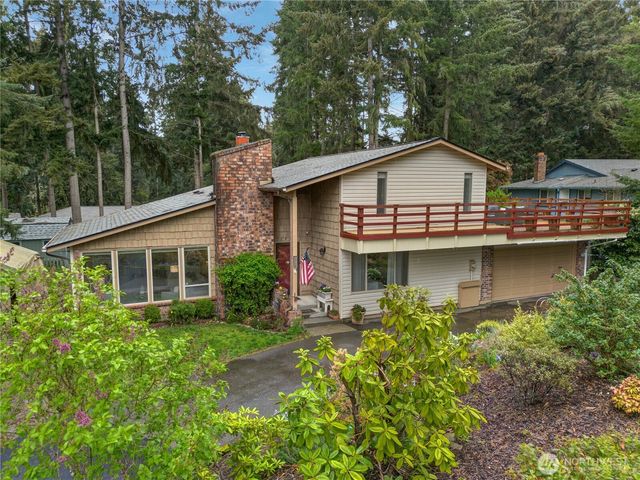 3910 82nd Avenue Ct W, University Place, WA 98466