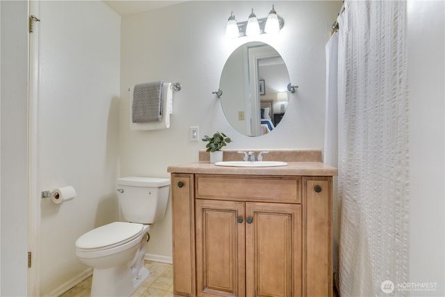 3910 82nd Avenue Ct W, University Place, WA 98466