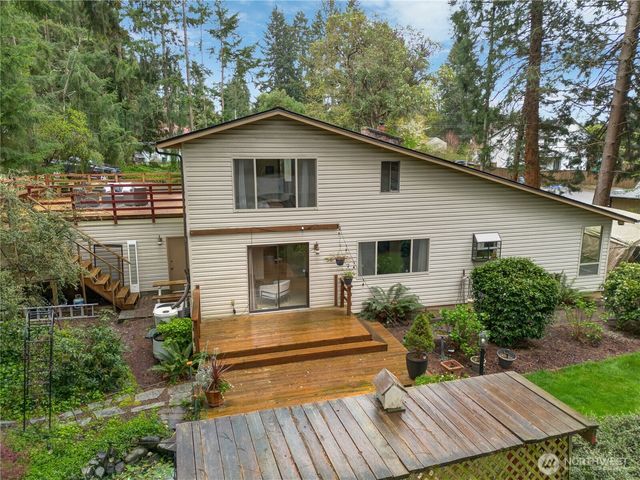 3910 82nd Avenue Ct W, University Place, WA 98466