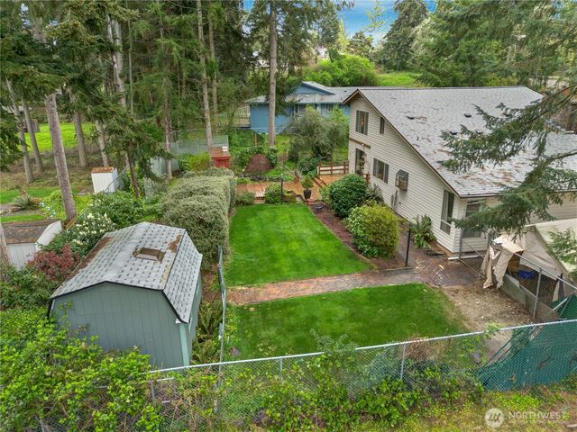 3910 82nd Avenue Ct W, University Place, WA 98466