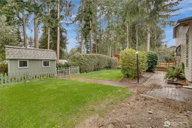 3910 82nd Avenue Ct W, University Place, WA 98466