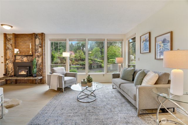 3910 82nd Avenue Ct W, University Place, WA 98466