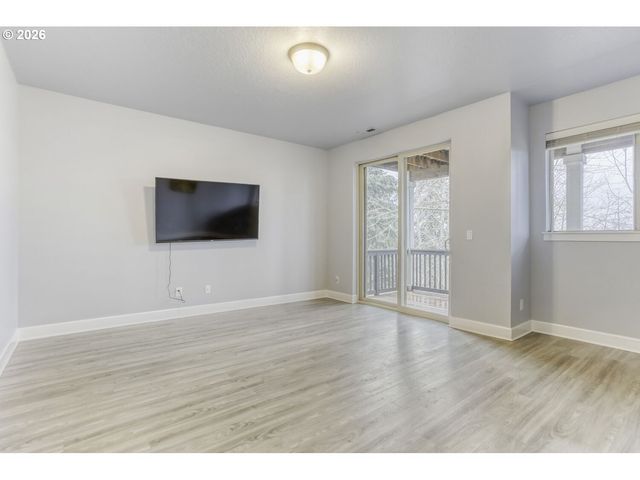 12314 Se VERLIE St, Happy Valley, OR 97086