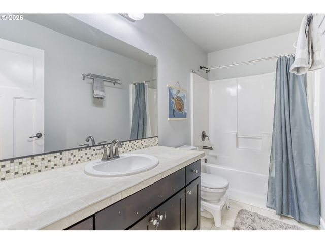 12314 Se VERLIE St, Happy Valley, OR 97086