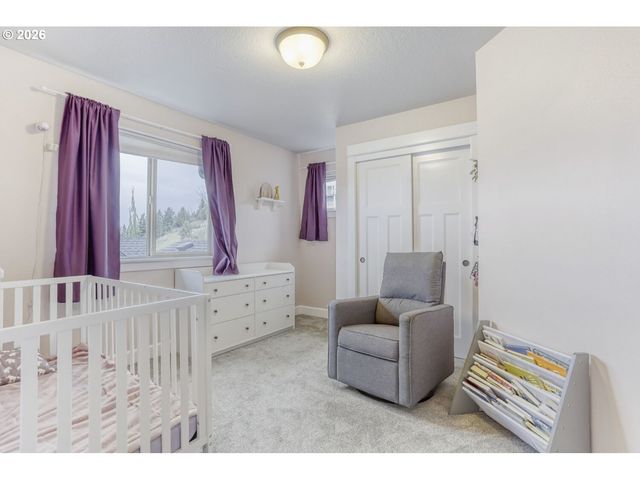 12314 Se VERLIE St, Happy Valley, OR 97086