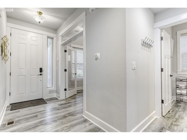 12314 Se VERLIE St, Happy Valley, OR 97086