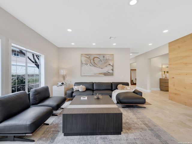 5 Kings Heath, San Antonio, TX 78257