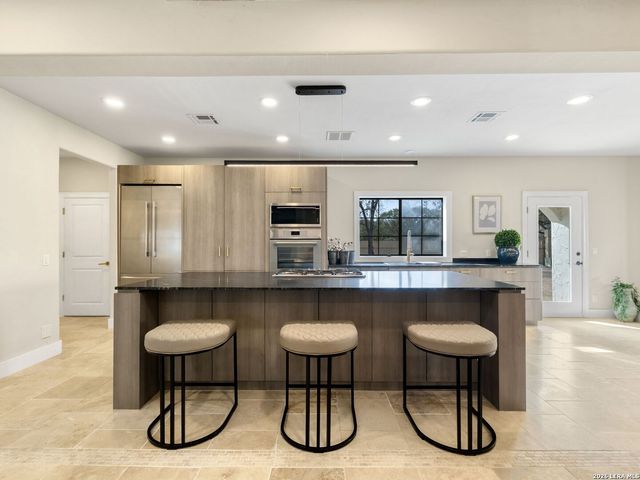 5 Kings Heath, San Antonio, TX 78257