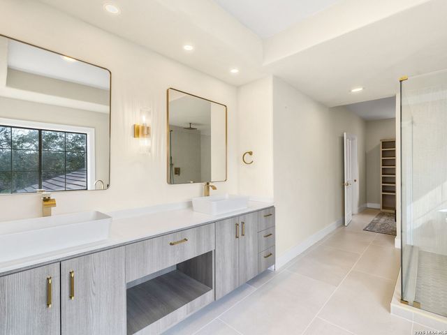 5 Kings Heath, San Antonio, TX 78257