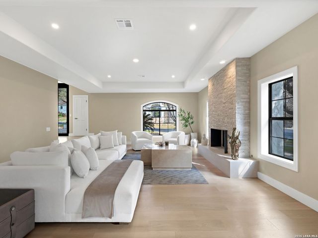 5 Kings Heath, San Antonio, TX 78257