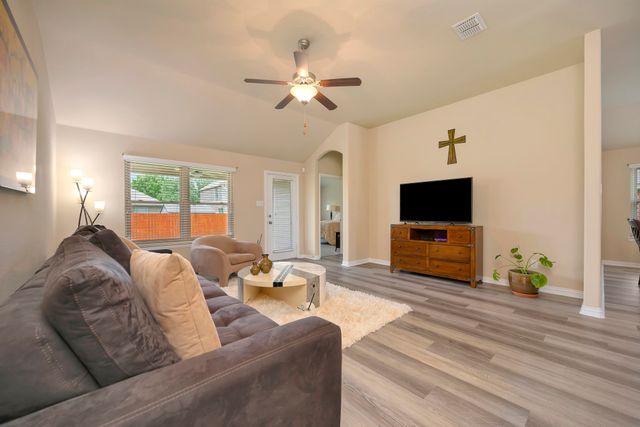 933 Keel Line Drive, Crowley, TX 76036