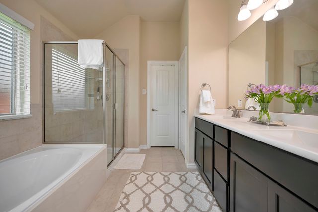 933 Keel Line Drive, Crowley, TX 76036