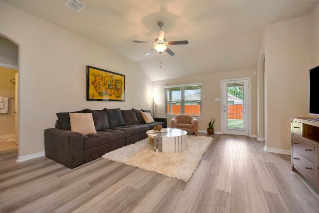 933 Keel Line Drive, Crowley, TX 76036
