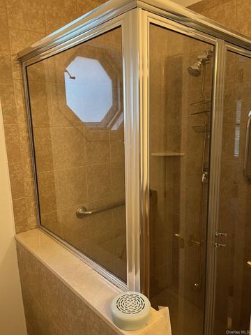 45 Autumn Drive, Plainview, NY 11803