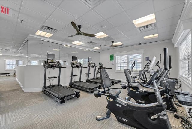 45 Autumn Drive, Plainview, NY 11803