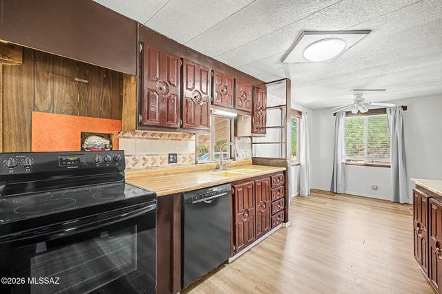 4240 E Hawser Street, Tucson, AZ 85739