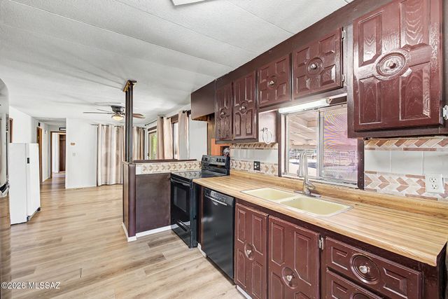 4240 E Hawser Street, Tucson, AZ 85739