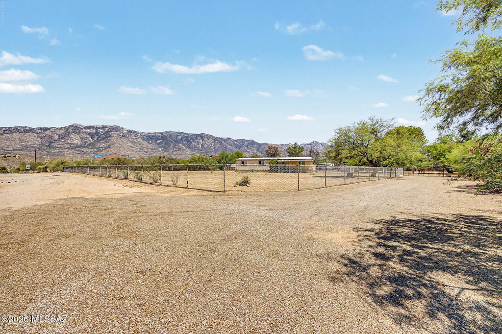 4240 E Hawser Street, Tucson, AZ 85739