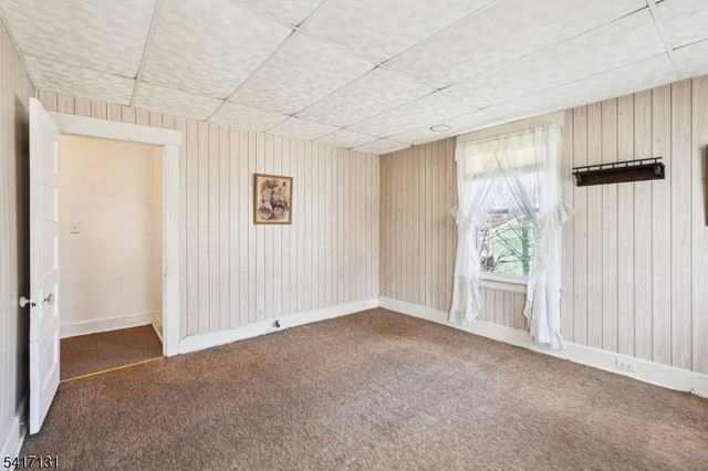 30 Willard St, Pompton Lakes Boro, NJ 07442