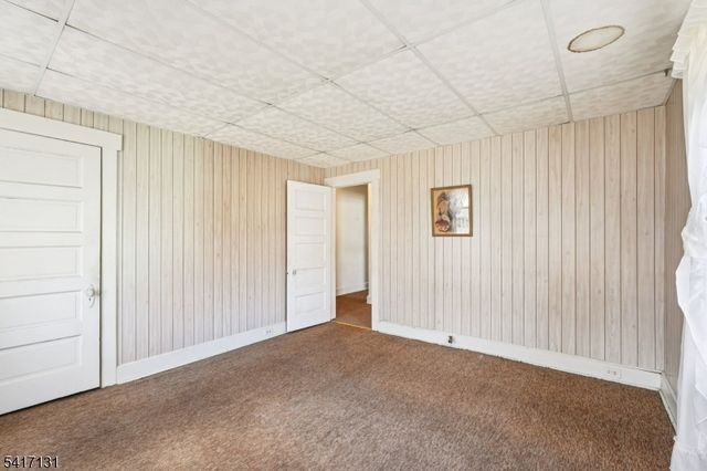 30 Willard St, Pompton Lakes Boro, NJ 07442