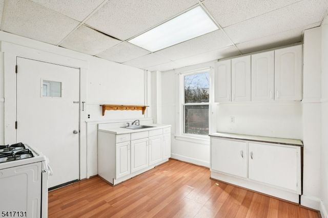 30 Willard St, Pompton Lakes Boro, NJ 07442