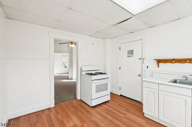 30 Willard St, Pompton Lakes Boro, NJ 07442