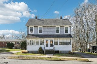 30 Willard St, Pompton Lakes Boro, NJ 07442