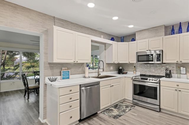 1837 UPPER COVE TERRACE, Sarasota, FL 34231