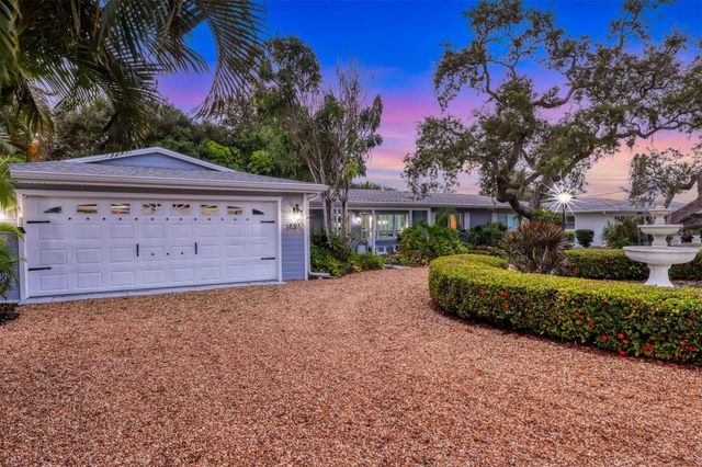1837 UPPER COVE TERRACE, Sarasota, FL 34231