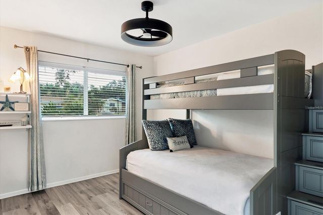 1837 UPPER COVE TERRACE, Sarasota, FL 34231