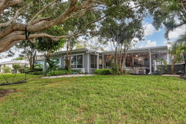 1837 UPPER COVE TERRACE, Sarasota, FL 34231