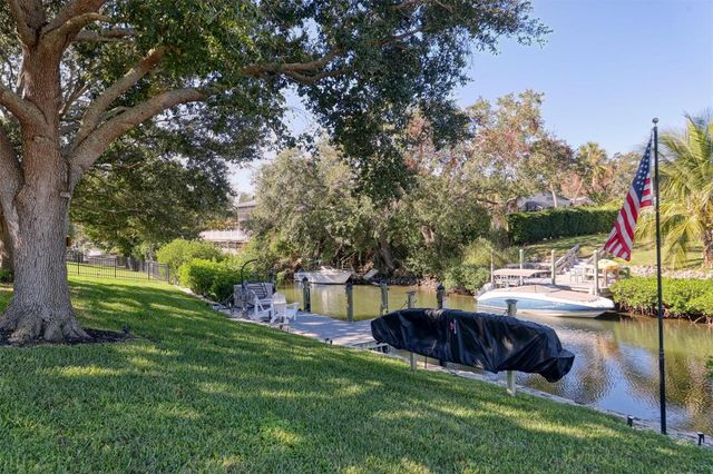 1837 UPPER COVE TERRACE, Sarasota, FL 34231